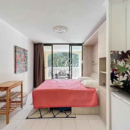 Classe 2 Etoiles Avec Terrasse A 50m De La De Pramousquier 아파트 Le Rayol-Canadel-sur-Mer