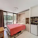 Classe 2 Etoiles Avec Terrasse A 50m De La De Pramousquier דירה Le Rayol-Canadel-sur-Mer